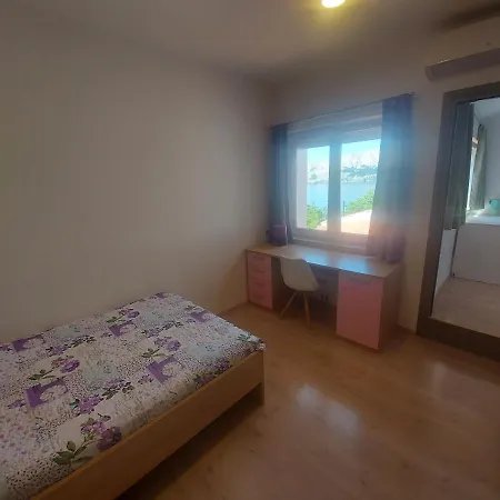Kricin 14 Laura Apartment Baska (Krk)